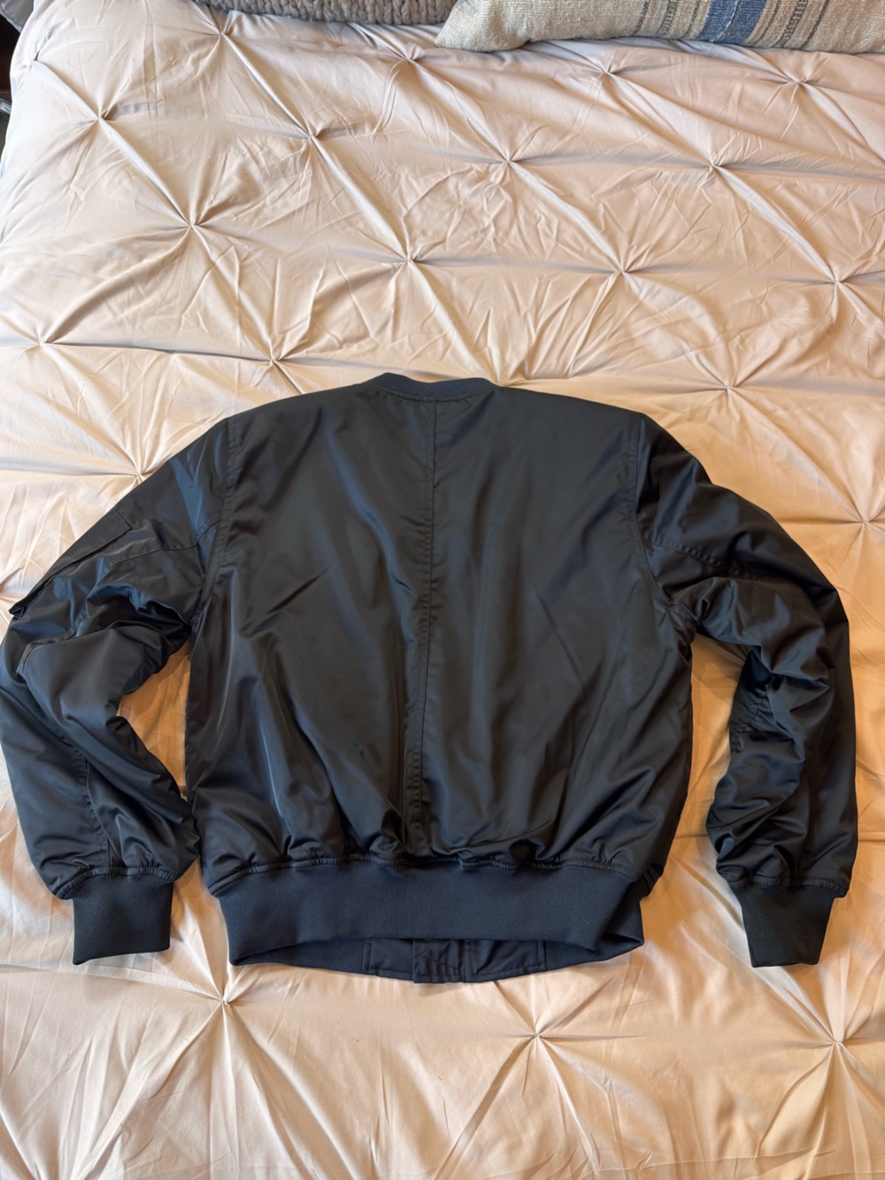 Members Only Black Quilted cropped Bomber Jacket Navy/Black color size Large - Picture 2 of 10